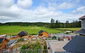 Dulrush Fishing Lodge And Guest House